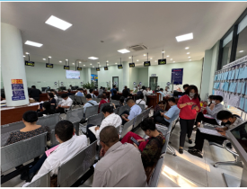 Hà Nội nóng đấu giá, TP.HCM nóng bảng giá