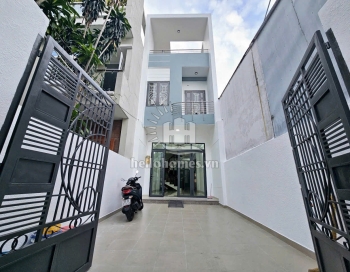 Bán nhà đúc 3 tầng hẻm xe hơi đường Tân Thới Nhất 1, Quận 12, 4x23m, 2 lầu, 6 tỷ 600