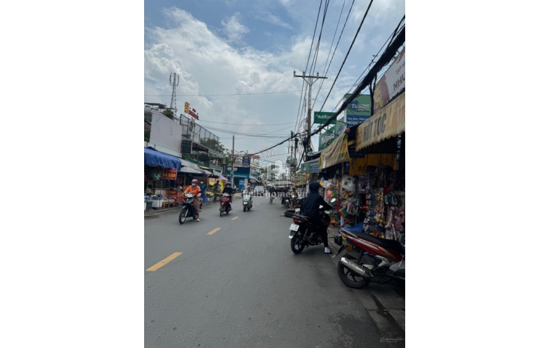 Bán nhà hẻm đường Song Hành, Đông Hưng Thuận, Quận 12, 5x16m, 1 lầu, 4 tỷ 300