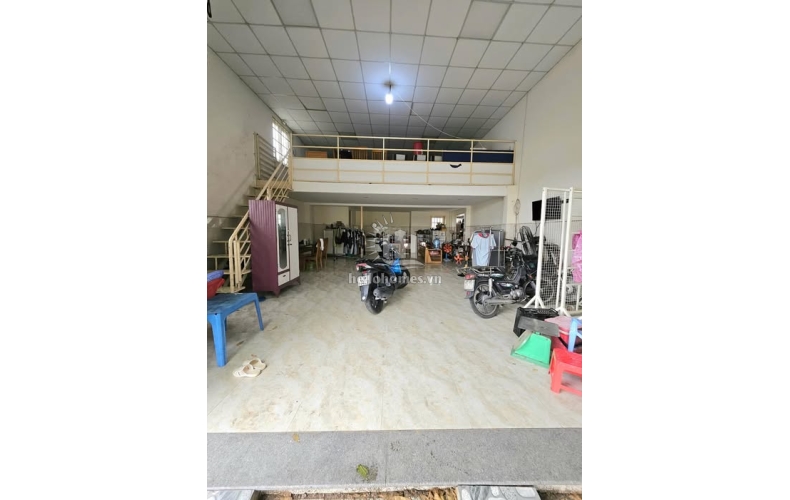 Bán nhà mặt tiền kênh Tham Lương, Đông Hưng Thuận, Quận 12, xây dựng 6 tấm, 7x11m, giá 7tỷ5