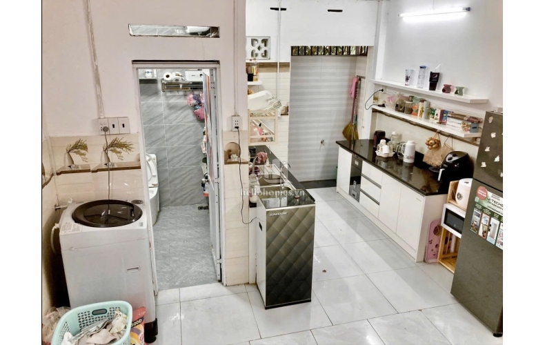 Nhà cấp 4, hẻm xe hơi 5m, đường Nguyễn Văn Quá, Phường Đông Hưng Thuận, Quận 12