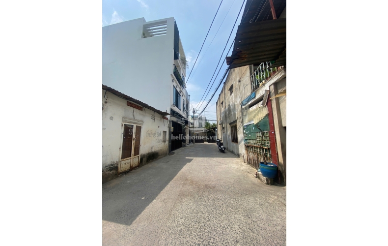 Nhà nát, bán đất đường Nguyễn Văn Quá, Quận 12, hẻm 7m, SHR 7x10m, giá 4 tỷ 500