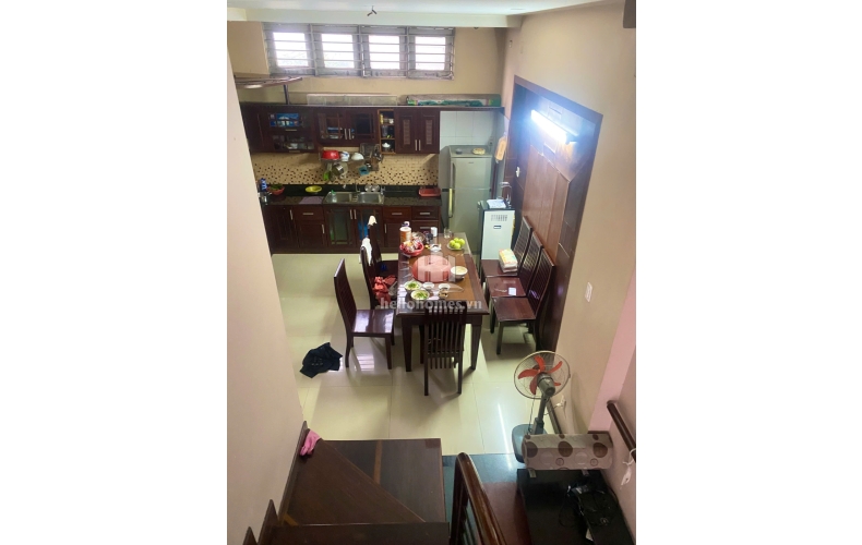 Bán nhà 3 lầu hẻm nhựa 8m Nguyễn Văn Quá, gần Song Hành, SHR, 62m2, giá 5.8 tỷ TL