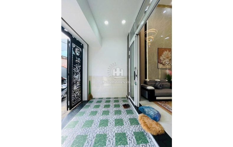 Nhà đẹp 1 lửng, 3 lầu, hẻm xe hơi 5m gần bờ kênh Tham Lương, P.15, Gò Vấp, 4x13m, 6 tỷ 900