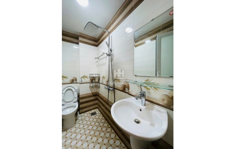 Nhà đẹp 1 lửng, 3 lầu, hẻm xe hơi 5m gần bờ kênh Tham Lương, P.15, Gò Vấp, 4x13m, 6 tỷ 900