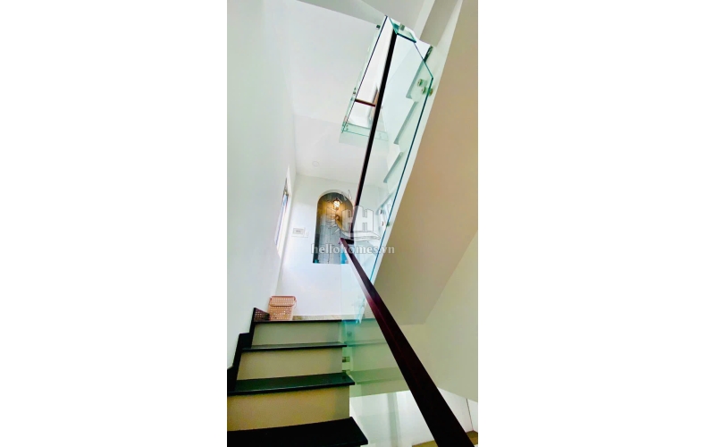 Bán nhà đúc 3 tầng đường 6m thông Nguyễn Văn Quá, Quận 12, 4x14m, SHR, giá 5tỷ200