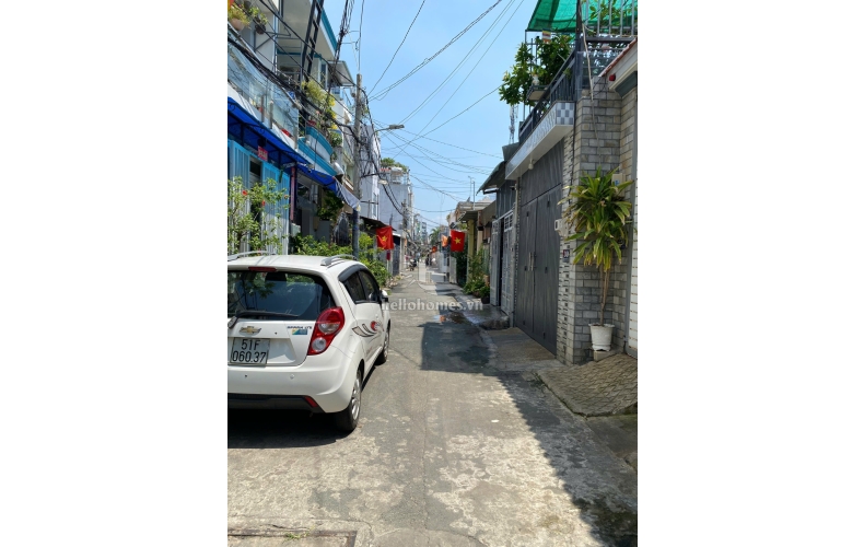 Bán nhà 2 mặt tiền hẻm xe hơi thông, đường Trường Chinh, Quận 12, 4x21m, 4 tỷ 800