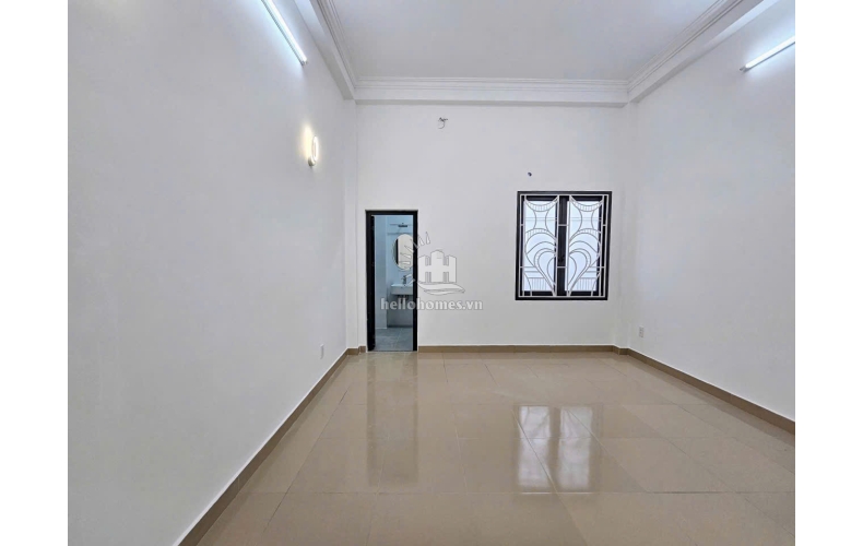 Bán nhà đúc 3 tầng hẻm xe hơi đường Tân Thới Nhất 1, Quận 12, 4x23m, 2 lầu, 6 tỷ 600