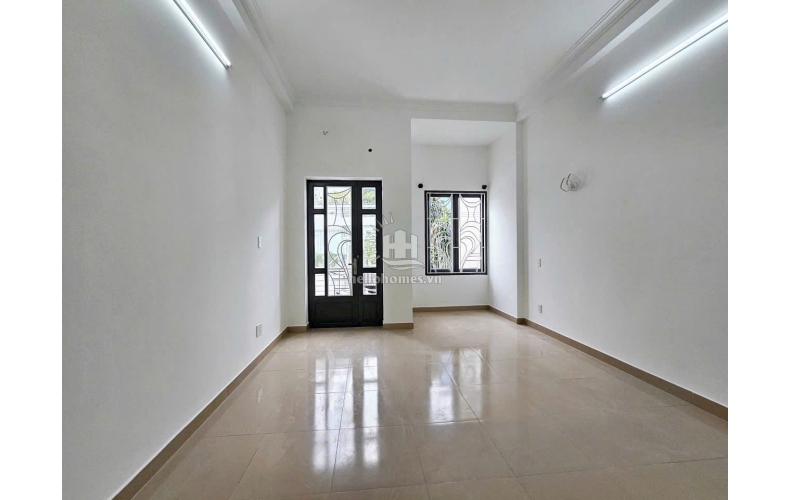 Bán nhà đúc 3 tầng hẻm xe hơi đường Tân Thới Nhất 1, Quận 12, 4x23m, 2 lầu, 6 tỷ 600