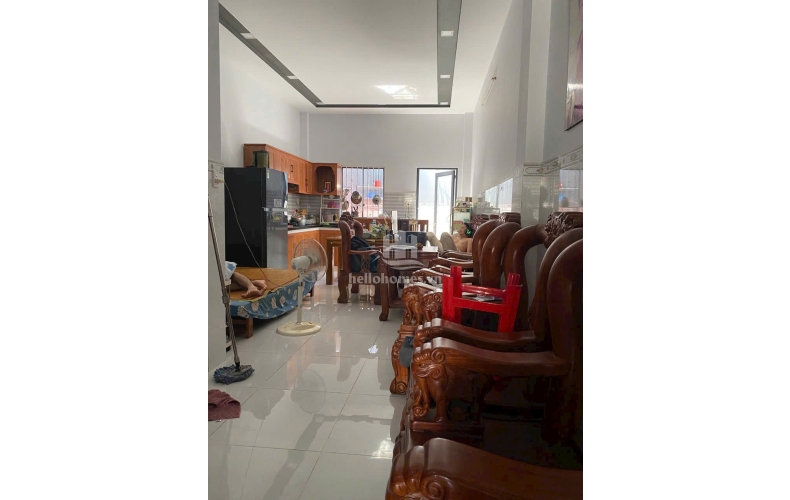 Bán nhà đúc 4 tấm đường 8m thông Đông Hưng Thuận, Quận 12, 4x19m, SHR, 6 tỷ 500